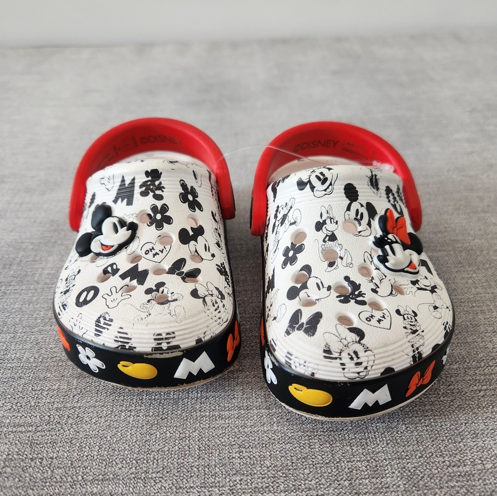 Disney mickey off court crocs sz 5 - Picture 3 of 7
